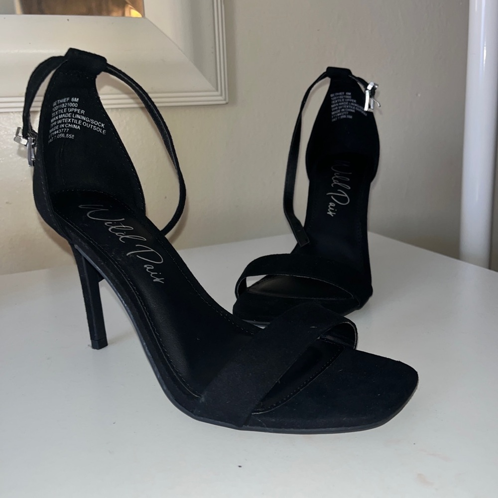 NWOT Macys Wild Pair Black Heels